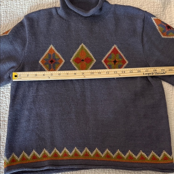 Planet Earth Vintage 100% Llama Sweater in Dusty Purple w/‎ Floral Diamonds - Picture 8 of 9